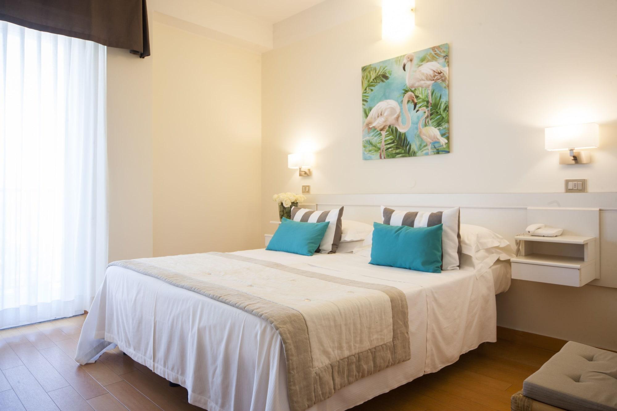 Hotel Mon Cheri Риччоне Екстер'єр фото