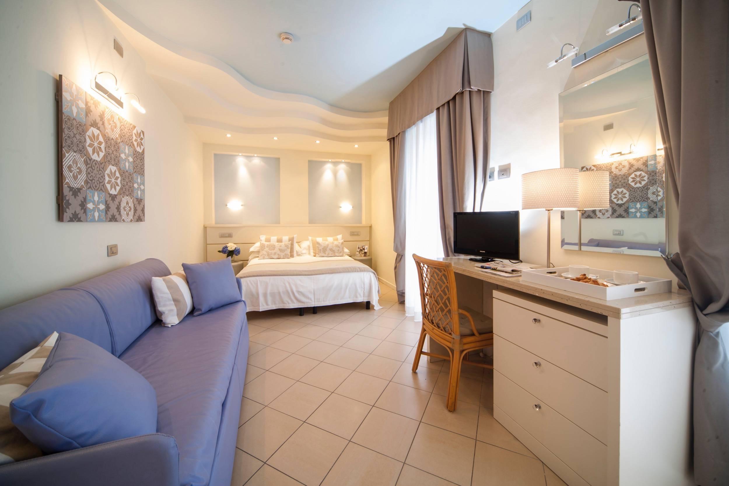 Hotel Mon Cheri Риччоне Екстер'єр фото