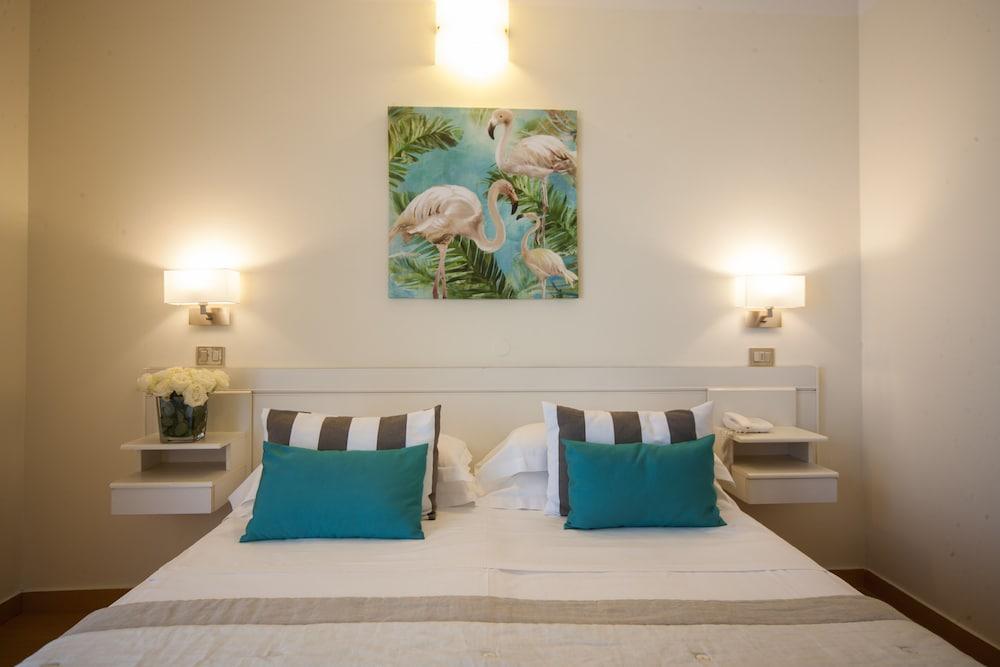 Hotel Mon Cheri Риччоне Екстер'єр фото
